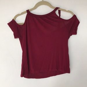 La hearts cold shoulder top